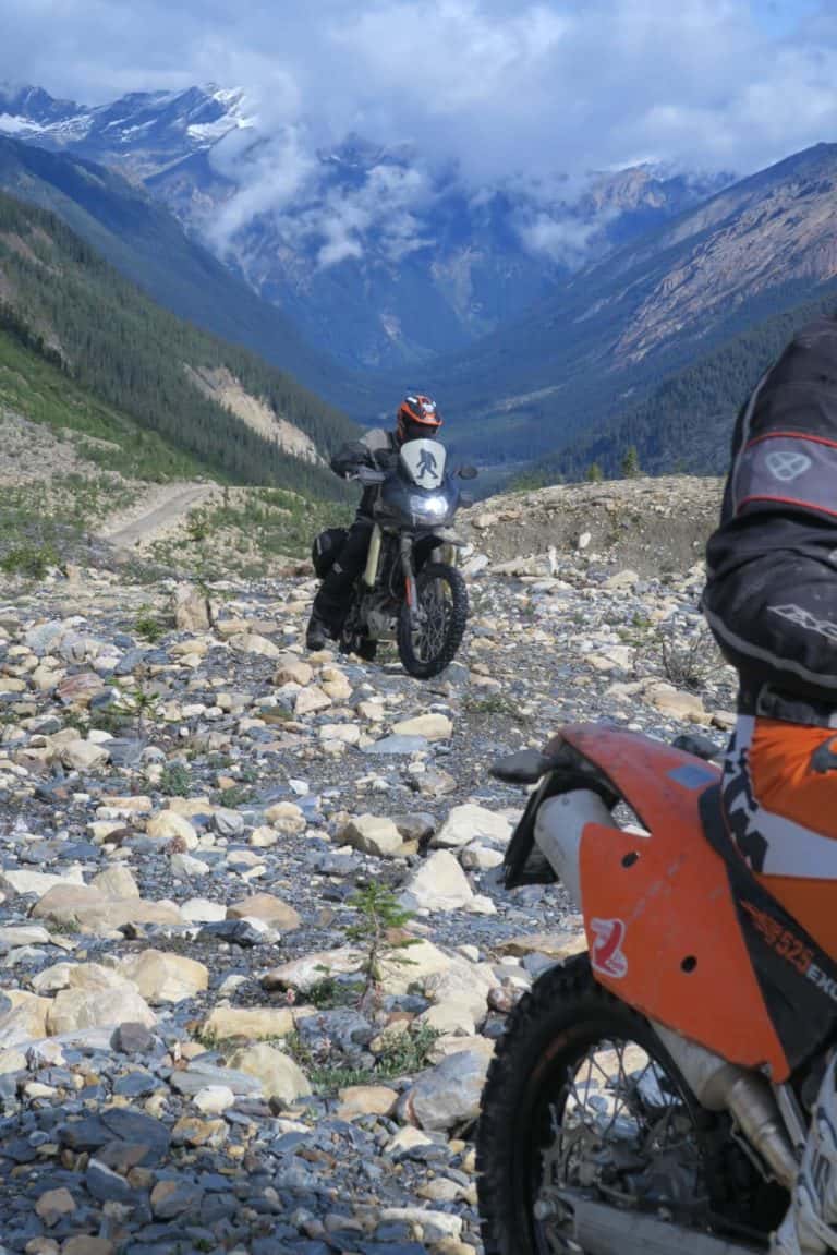 Wanduro 2019 riding to Farnham glacier
