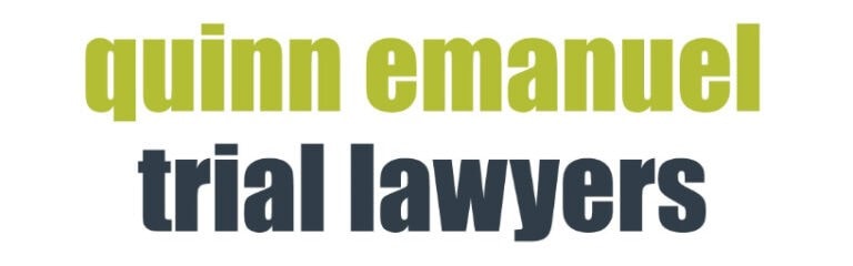 Image of Quinn Emmanuel attorneys at the annual company picnic in Los Angeles.