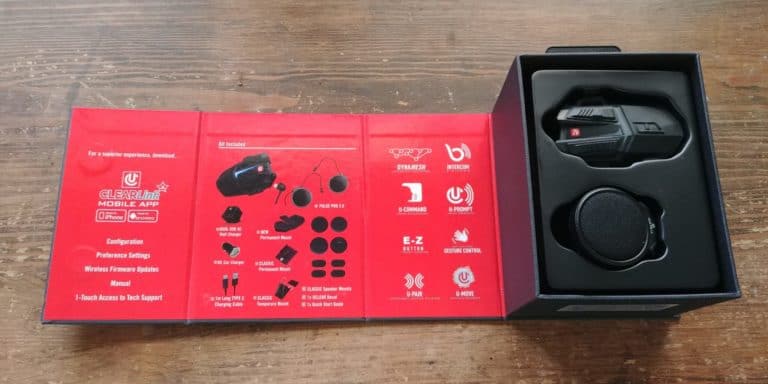 Uclear Motion 6 headset box