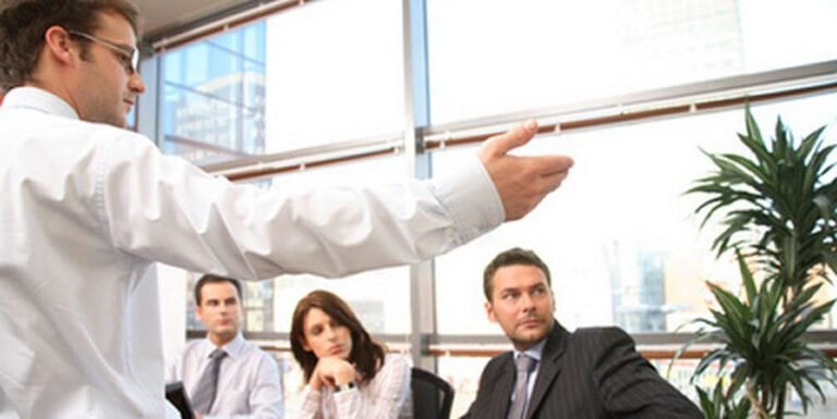 El nuevo director comercial en la empresa digitalizada: transformación, competencias y liderazgo en entornos B2B y B2C