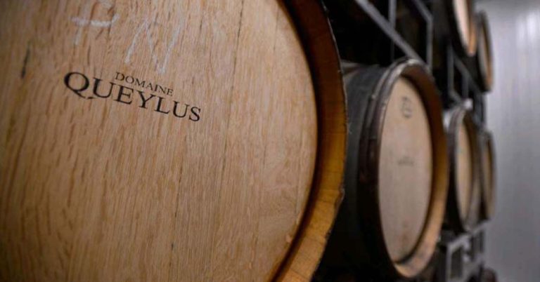 Tasting the wines of Queylus in Niagara
