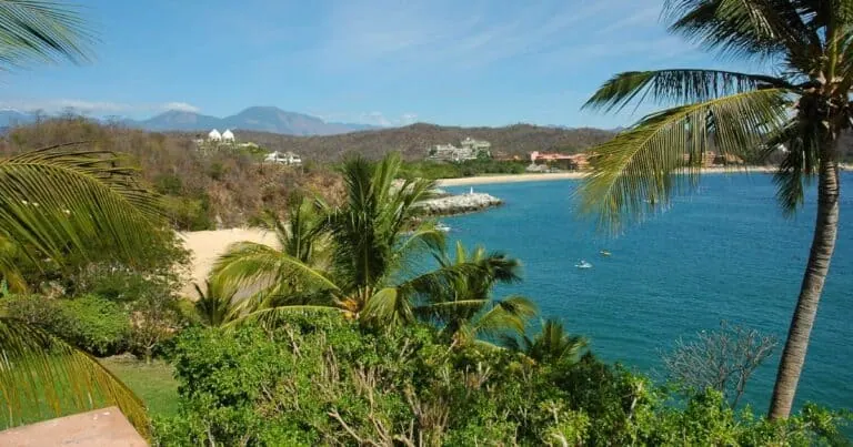 is huatulco worth visiting header image of huatulco beach in oaxaca mexico