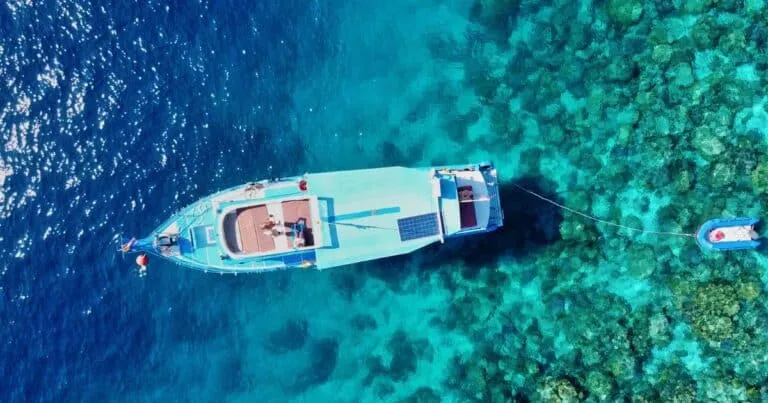 One of the best Hualtulo boat tours, spend the day on the water