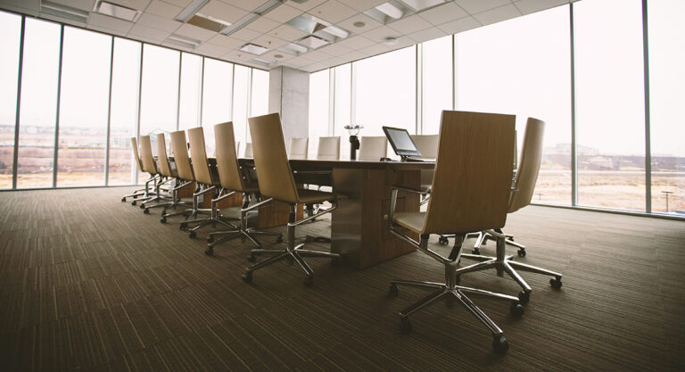 Top 5 Conference Room Furniture Suppliers in Canada