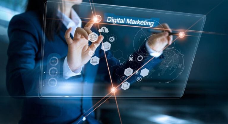 Relaciones entre el departamento comercial y marketing en la empresa digitalizada: nuevos modelos de integración y dinámicas de trabajo