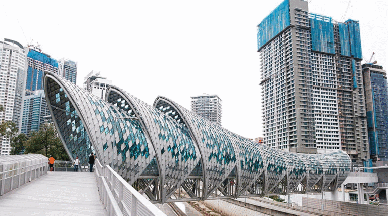 Things to Do in the Capital City: 12 Unforgettable Kuala Lumpur Attractions for First-Time Visitors 1 Saloma Bridge - Best things to do in Kuala Lumpur