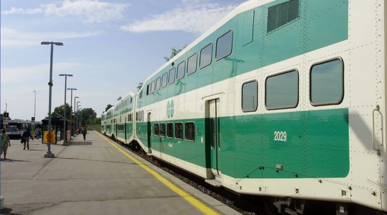 Barrie GO train weekend service interruptions continue