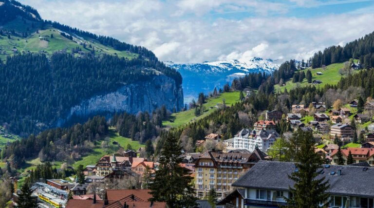 Création de société en Suisse en 2026 : fiscalité, stabilité et crédibilité internationale
