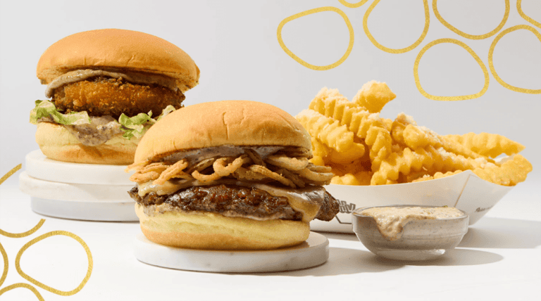 Shake Shack Set to Open at Union Station and Yorkdale Shopping Centre