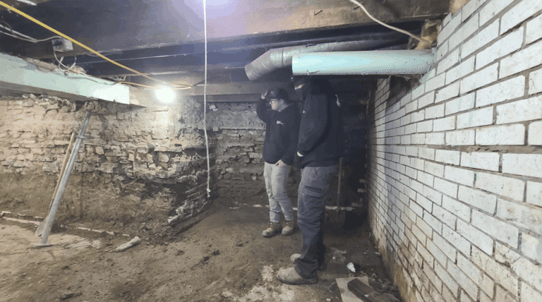 Building Down Instead of Moving Out: A Toronto Housing Trend Explained 