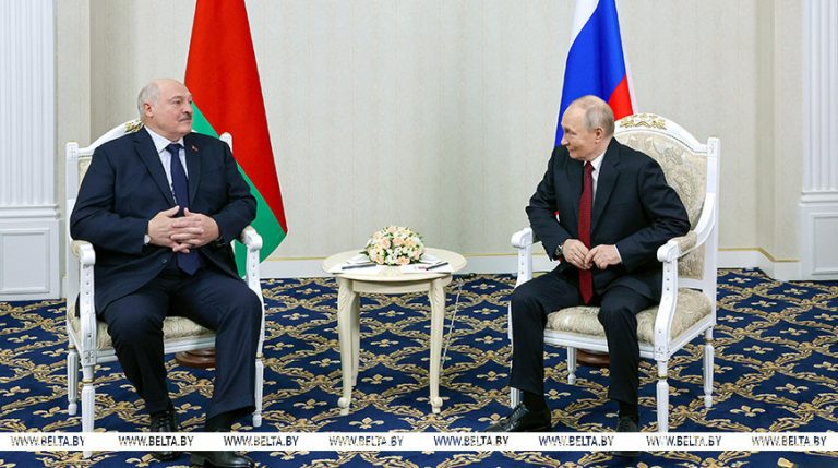 Лукашенко и Путин встретились в Бишкеке