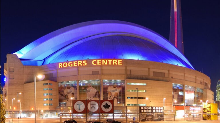 Toronto Blue Jays are going to majorly renovate Rogers Centre rather than rebuild it, sources say
