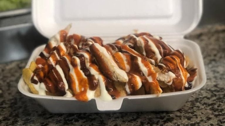 Clarinda Village Fish and Chippery — fish and chip shop in Cranbourne West, Victoria