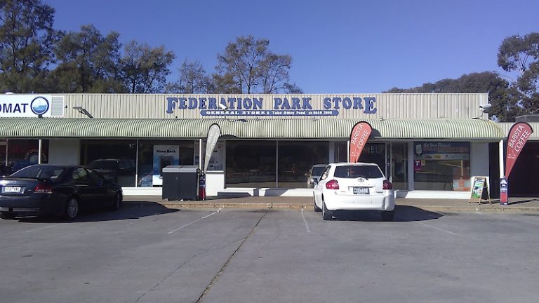 Federation Park Store — fish and chip shop in West Wodonga, Victoria