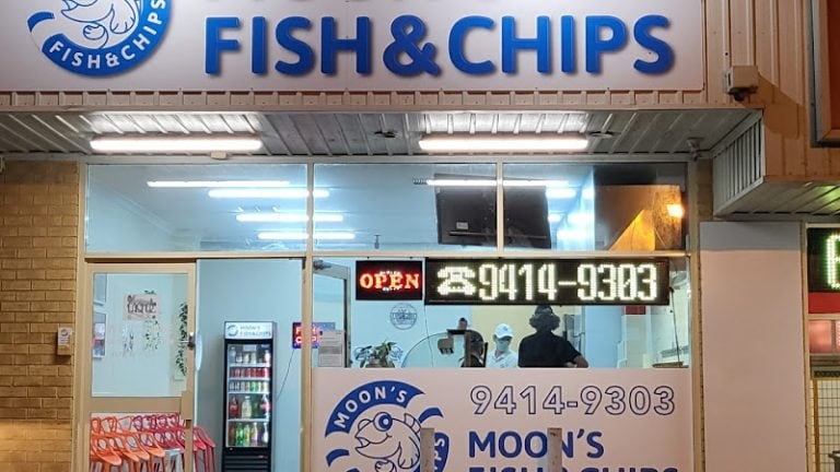 Moon's Fish & Chips — fish and chip shop in Yangebup, Western Australia