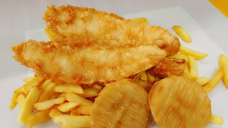Waterfall Gully Take Away & Fish & Chips — fish and chip shop in Rosebud, Victoria