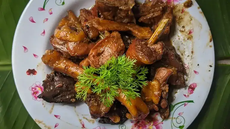 Adobo_sa_Gata
