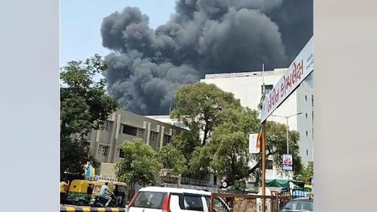 30 bodies so far recovered as Air India Boeing 787-8 Dreamliner flight heading to London Gatwick crashes AA1GzrXD