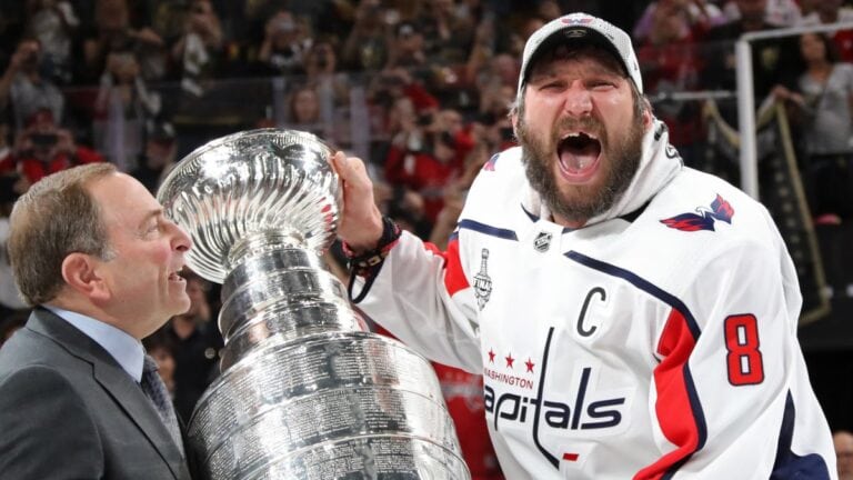 <strong>Alex Ovechkin poised to smash Gretzky’s record</strong>