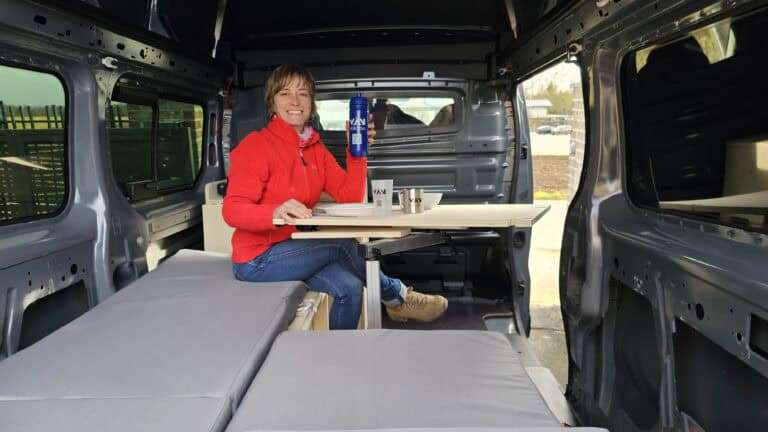 Van camping-car Belgique : comment transformer votre véhicule en camping-car facilement