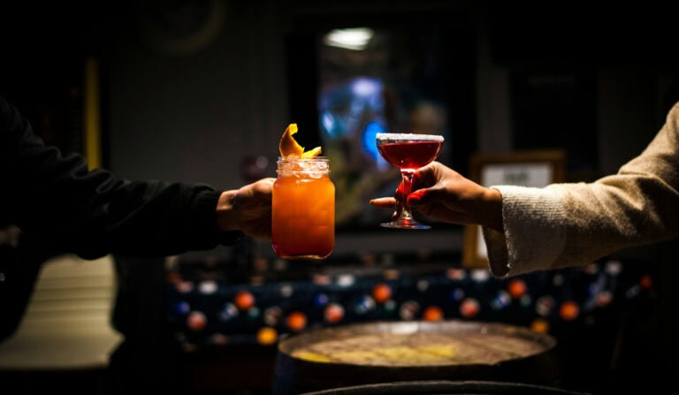 20 Best Bars in Toronto: Where Locals Actually Go for Drinks