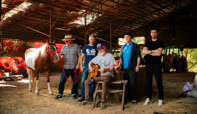 Cake is Playing a Show in Toronto at Newly Renamed RBC Amphitheatre