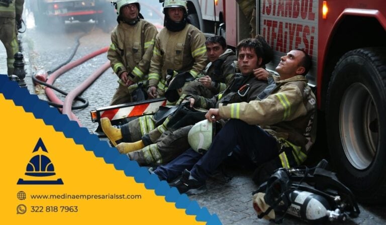 Capacitación en brigada de emergencia para empresas colombianas.