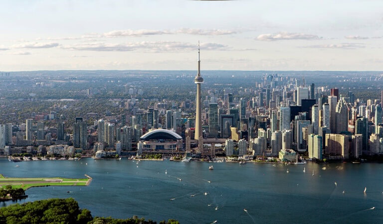 5 Things Nobody Tells You About Moving to Toronto