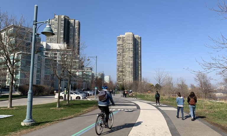 Complete guide to bike rentals in Toronto