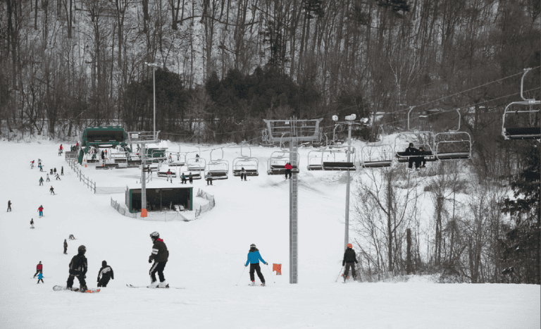 Earl Bales Ski and Snowboard Centre opens for Winter Fun in 2026