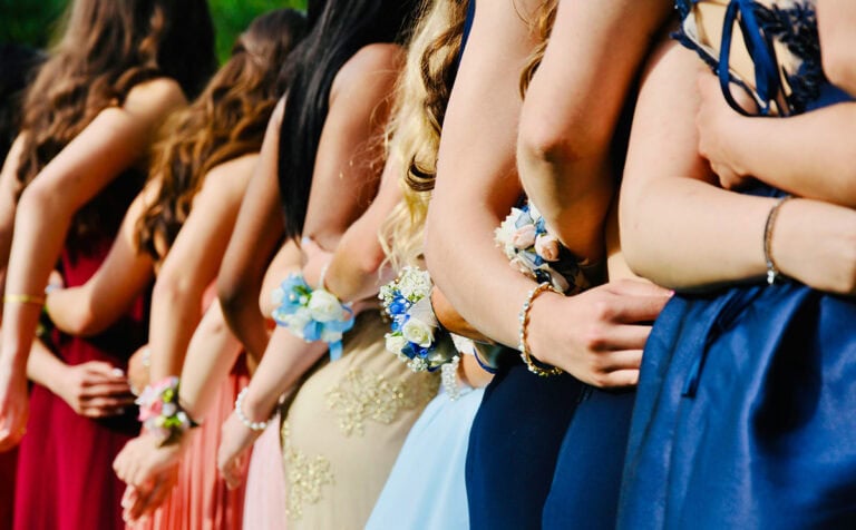 Minimalist Prom Dresses Are the Defining Look of 2026 – How to Wear the Quiet-Luxury Trend