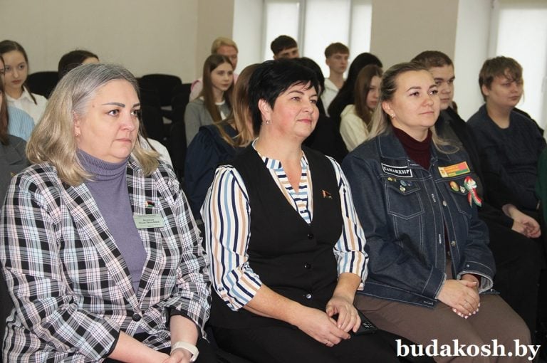 Торжественное закрытие третьего трудового семестра 2025 года состоялось в средней школе №1 райцентра