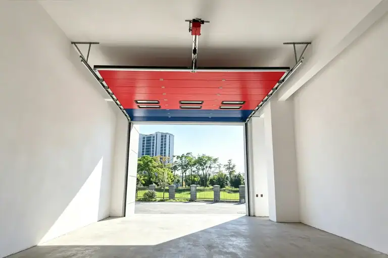 Comparison guide analyzing lead time, production capacity, pricing, and warranty terms between Chinese and Eastern European insulated sectional door manufacturers.