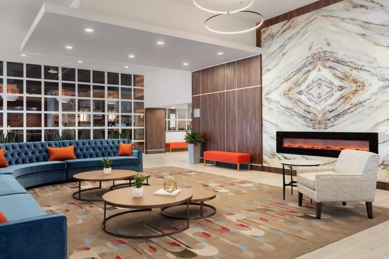 Lobby 8 3