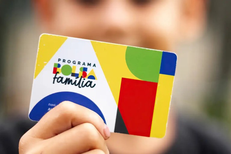 EMPRÉSTIMO BOLSA FAMÍLIA 2025: SAIBA COMO SOLICITAR