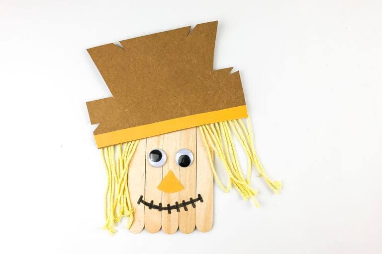 finished scarecrow craft