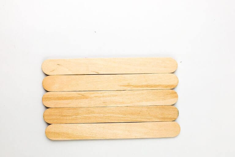 popsicle sticks for scarecrow craft