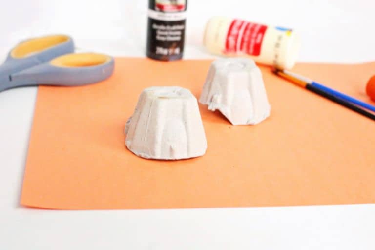 cut egg cartons for craft