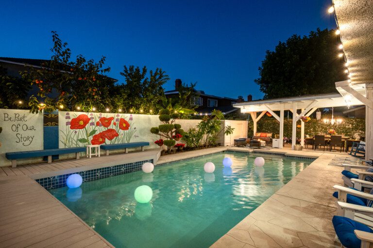 Disneyland vacation rental with pool