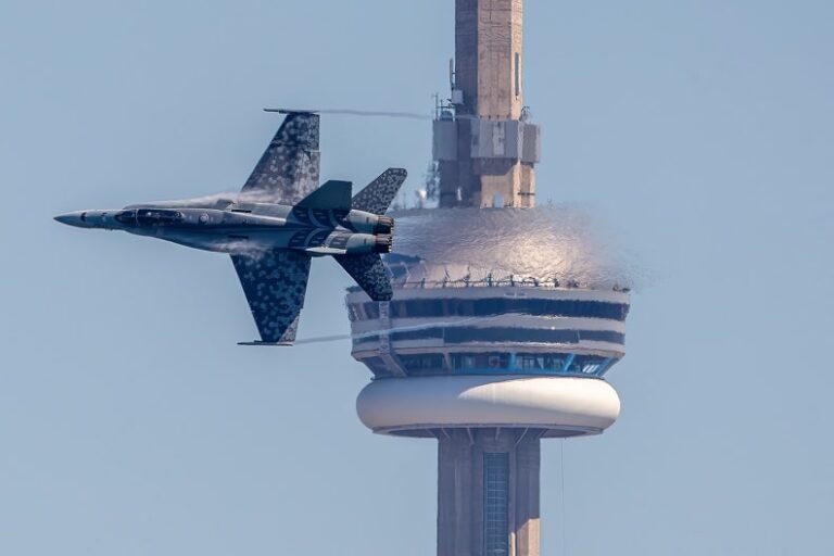 Canadian International Air Show has been thrilling Toronto’s skyline for 76 years—CF Snowbirds, two fighter jet teams top this year’s watch list