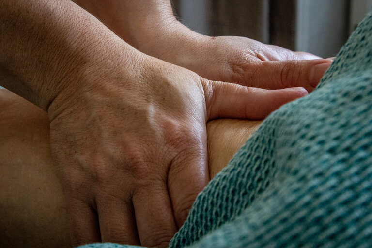 Massage bien être avec relaxation du dos