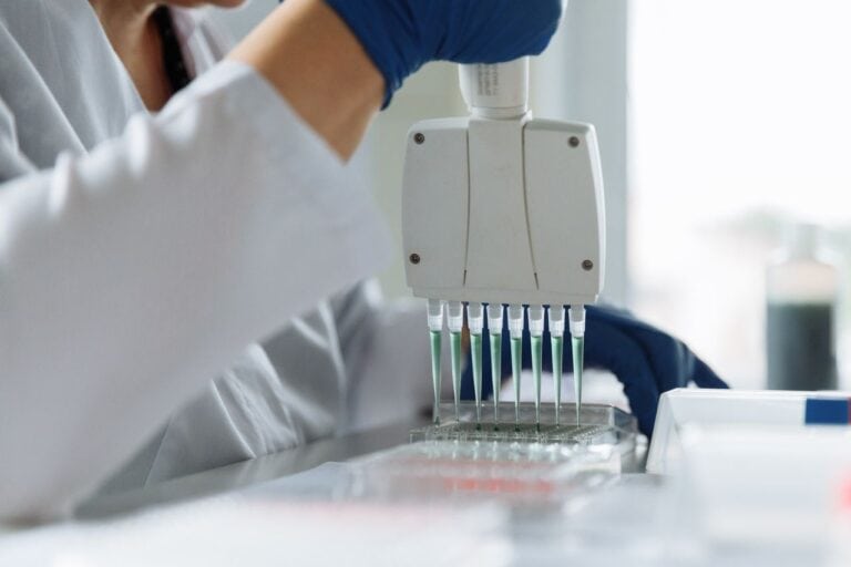Comprehensive genomic profiling refines diagnosis and reveals actionable fusions in myeloid malignancies: A real-world analysis
