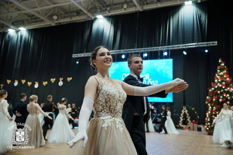 Областной бал учащейся молодежи собрал в Гомеле талантливых детей со всего региона