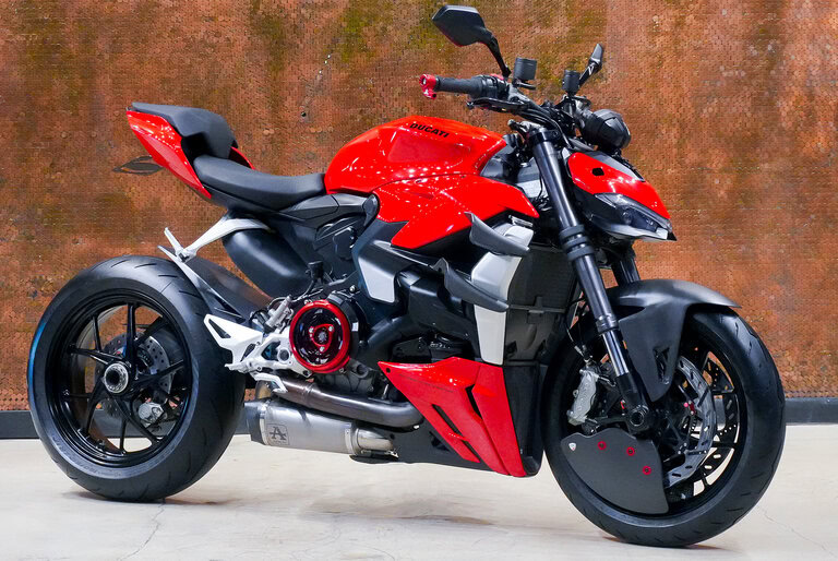 2024 DUCATI STREETFIGHTER V2 AB006735