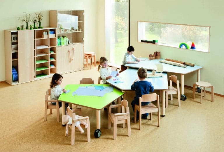 Arredo per la gestione dello spazio educativo nella scuola dell'infanzia - area studio