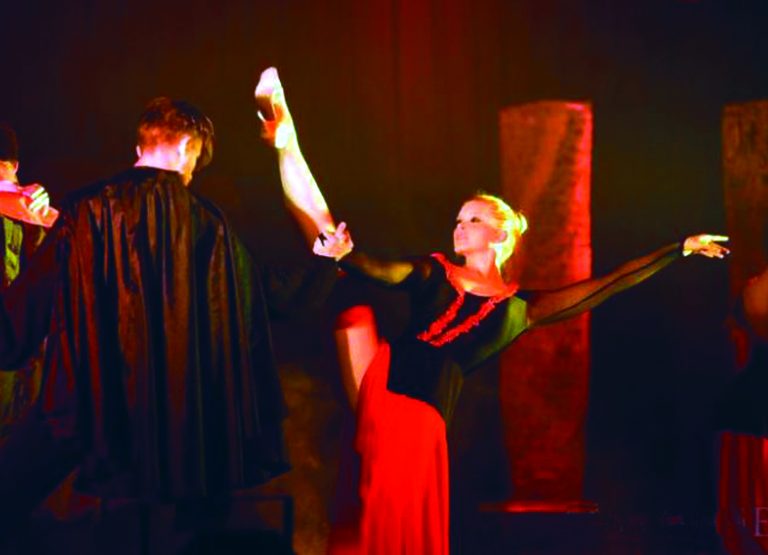 frau-tanzend-