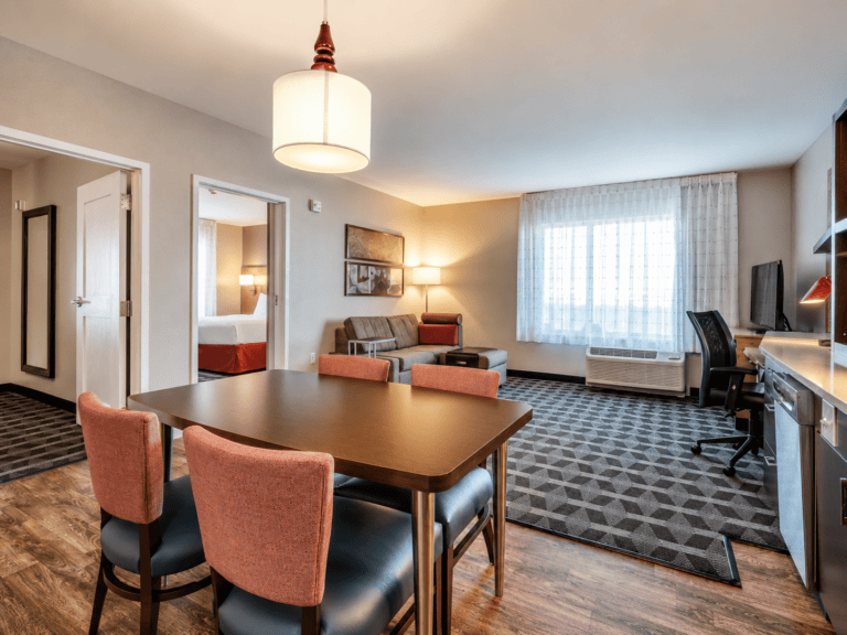 TownePlace Suites Hotel sitting room