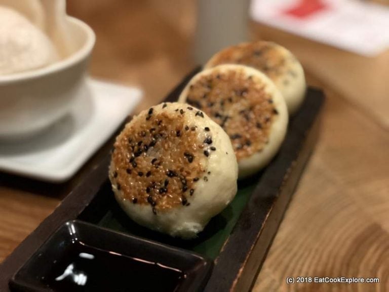 ping pong chicken bao