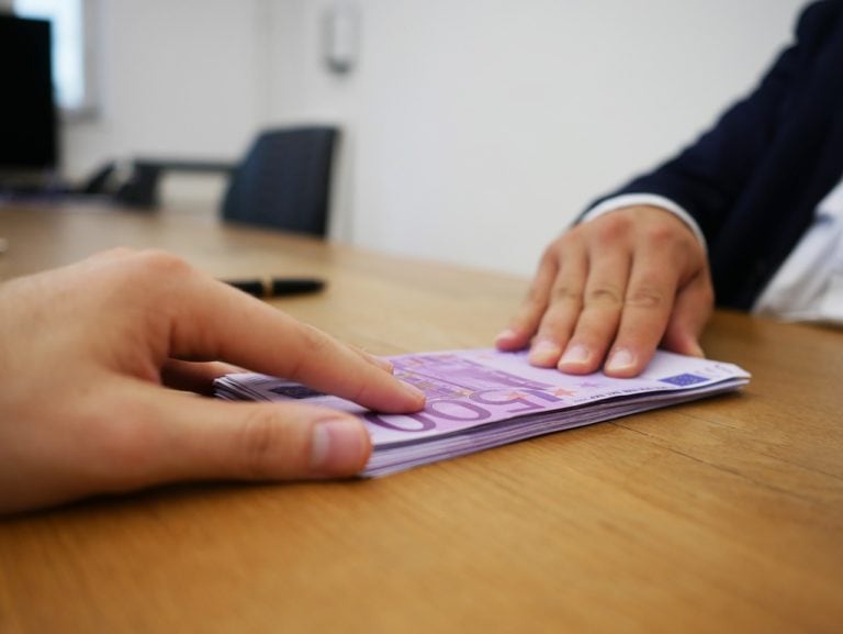 Les 10 Meilleures Banques Offshores en 2024 pour l'Optimisation Fiscale et la Gestion de Fortune