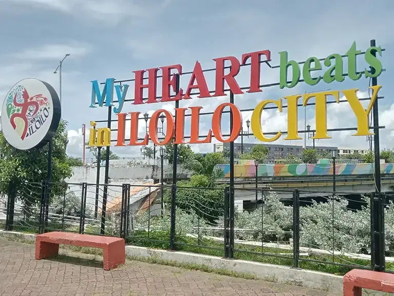 My_Heart_beats_in_Iloilo_City_Marker,_Aug_2024 (1)